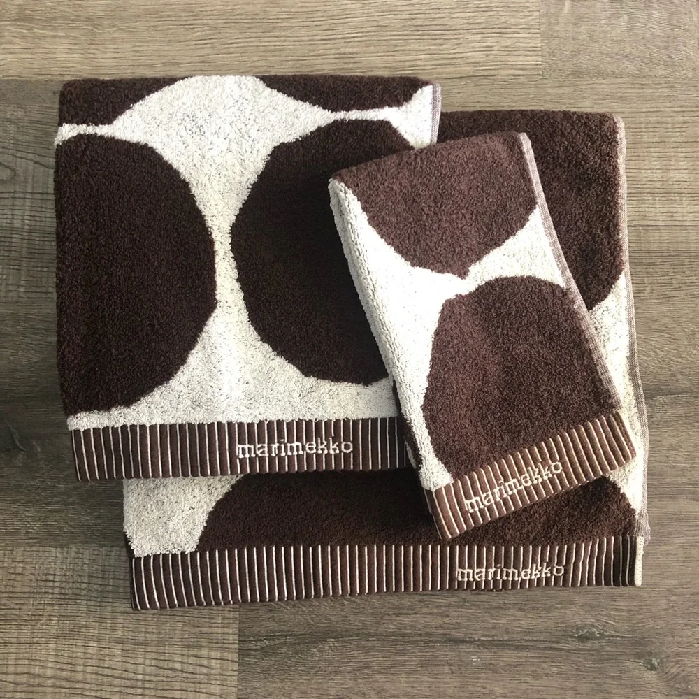 ✨RARE Marimekko Bath Beach Towel
